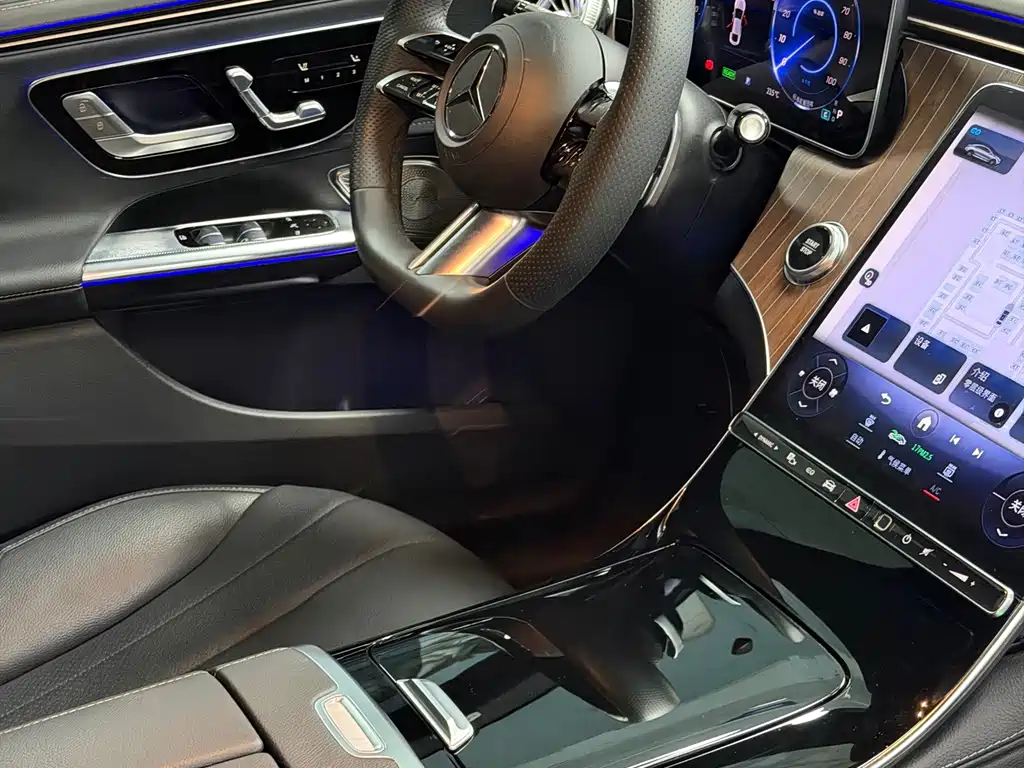 Mercedes-Benz EQE — миниатюра 18