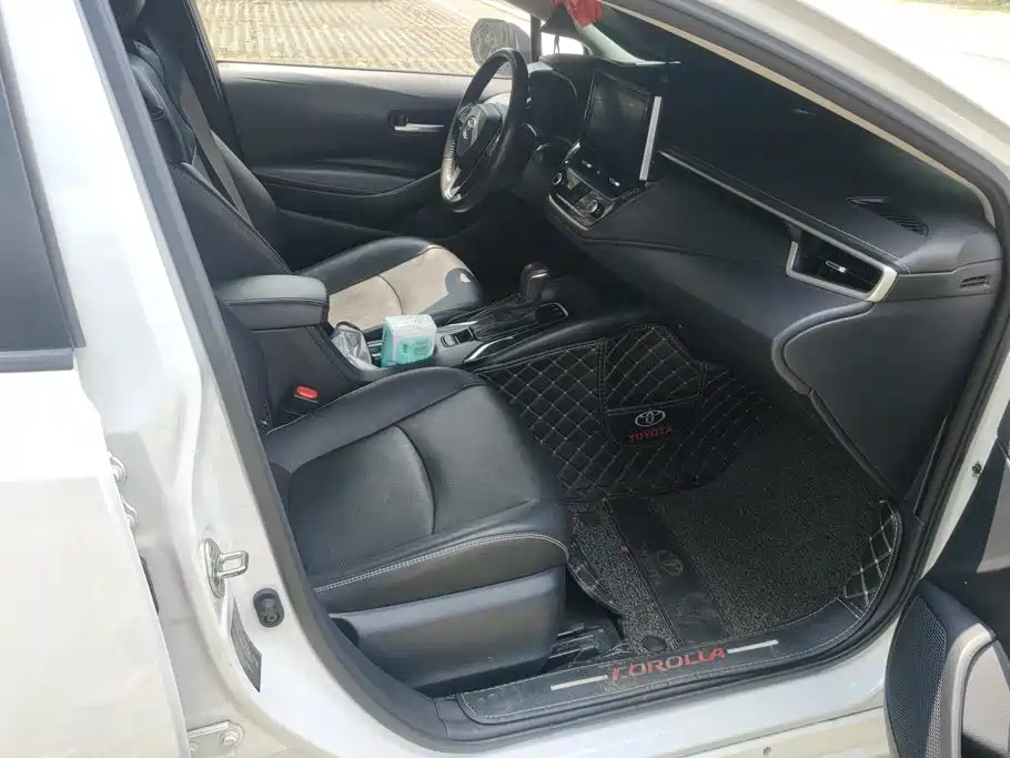 Toyota Corolla — миниатюра 8