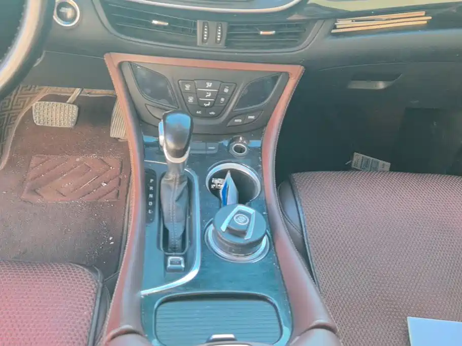 Buick Envision Plus — миниатюра 16