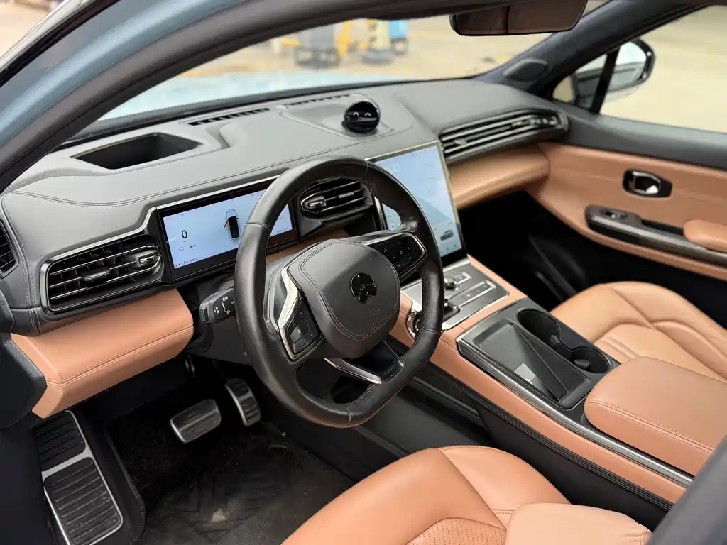 NIO ES6 — миниатюра 5