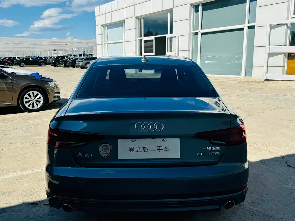 Audi A4L — миниатюра 7