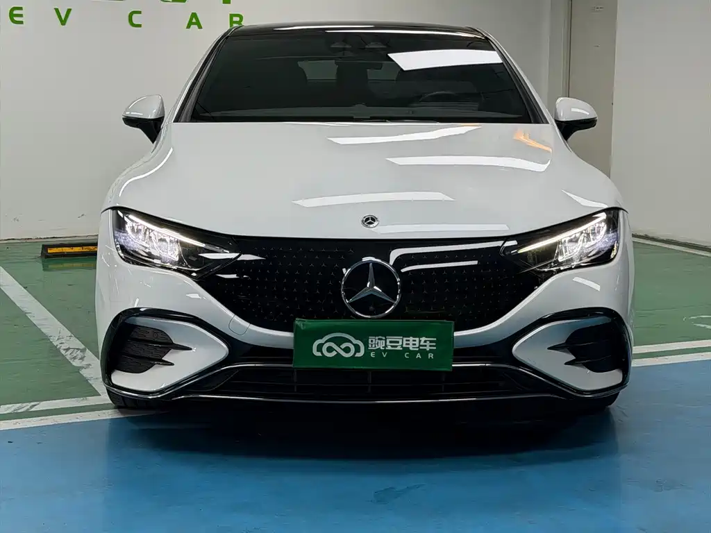 Mercedes-Benz EQE — миниатюра 2