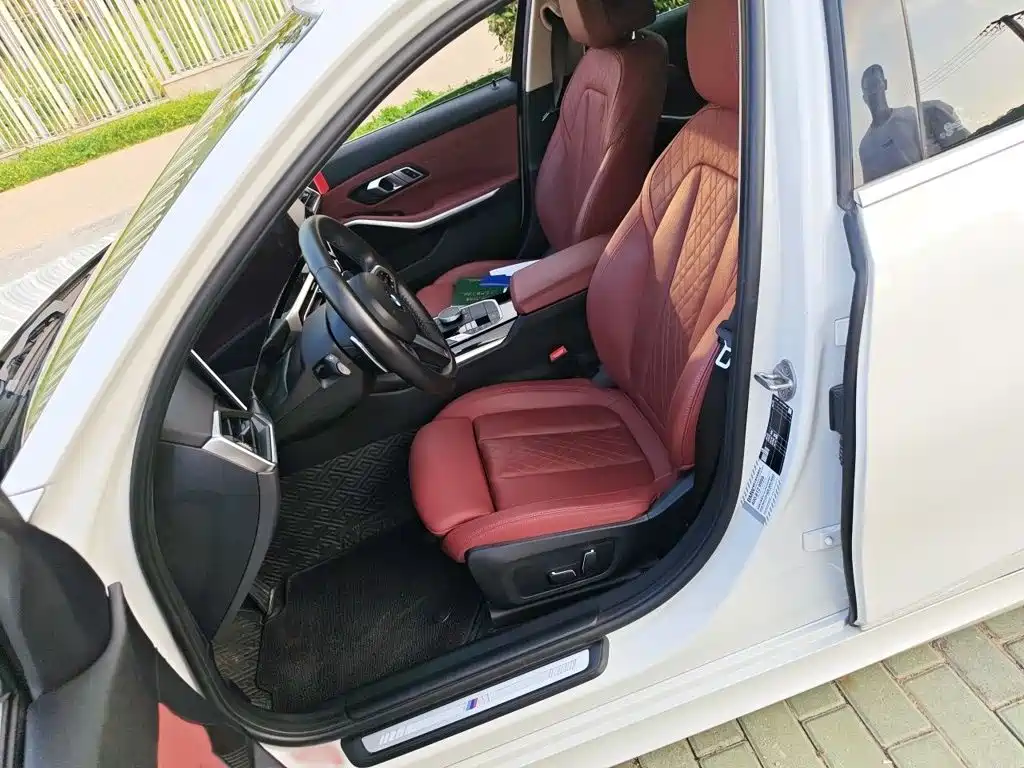BMW 3 Series — миниатюра 8