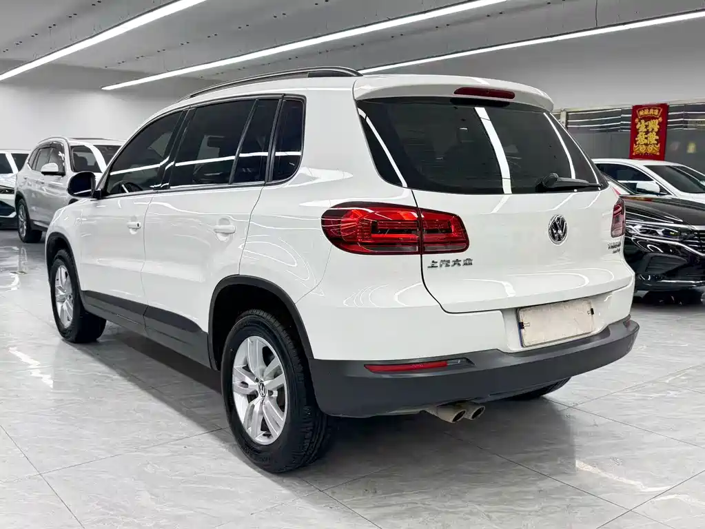 Volkswagen Tiguan — миниатюра 4