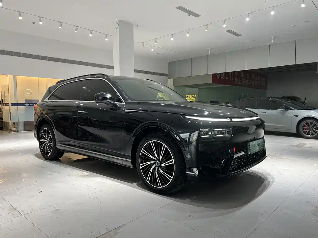 XPeng G9 — миниатюра 3