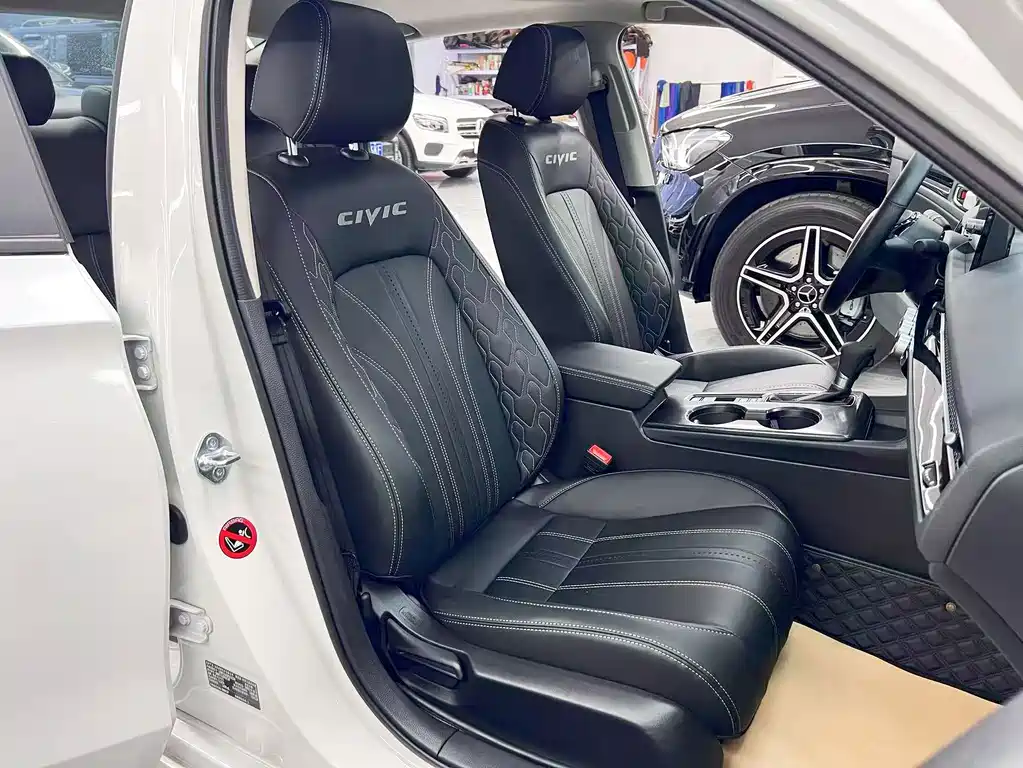 Honda Civic — миниатюра 18
