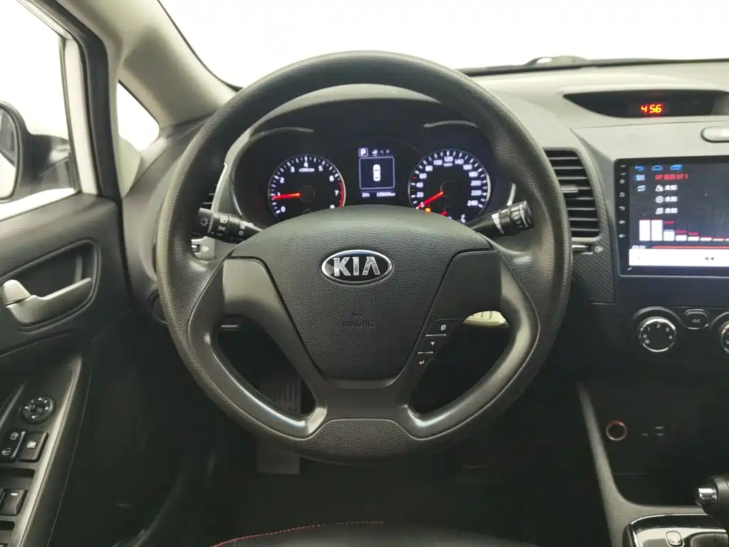 Kia K3 — миниатюра 11