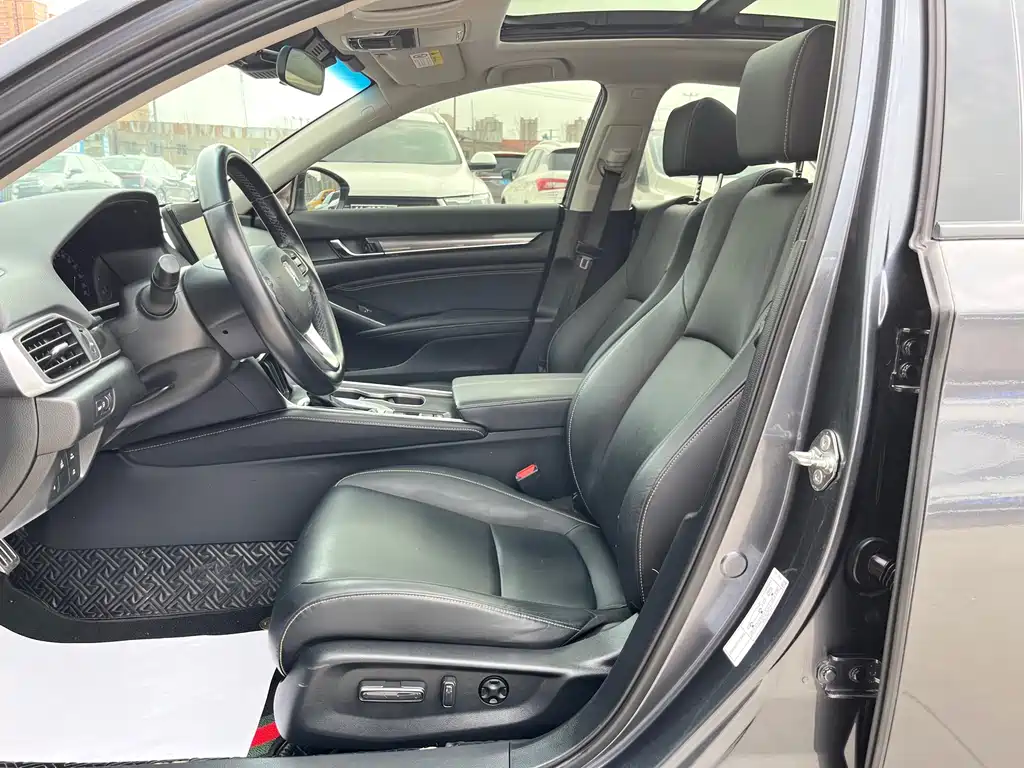 Honda Accord 2022 260TURBO Luxury