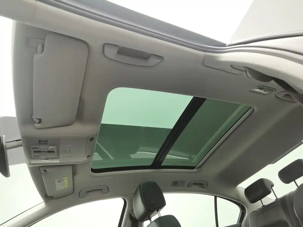 Volkswagen Magotan — миниатюра 14