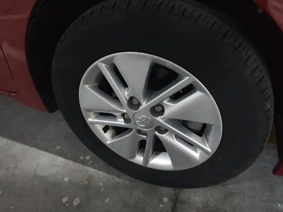 Toyota Corolla — миниатюра 6
