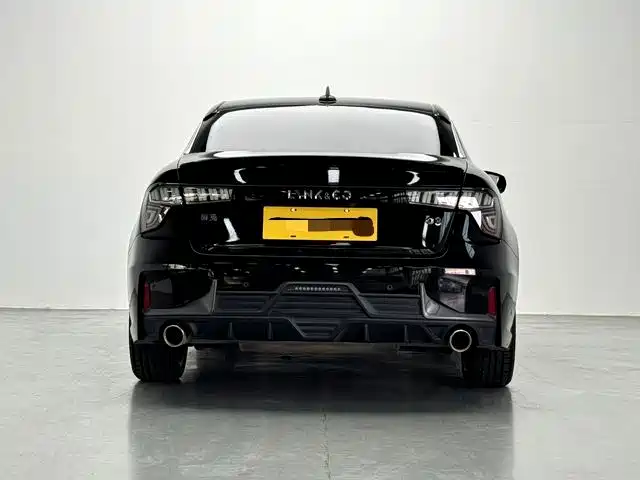Lynk & Co 03 — миниатюра 8