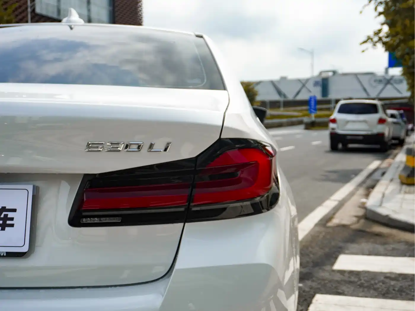 BMW 5 series 2023 Белый из Китая, фото 6