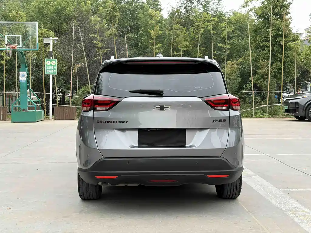 Chevrolet Volando — миниатюра 17