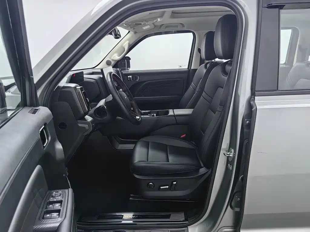 Haval Menglong New Energy — миниатюра 10