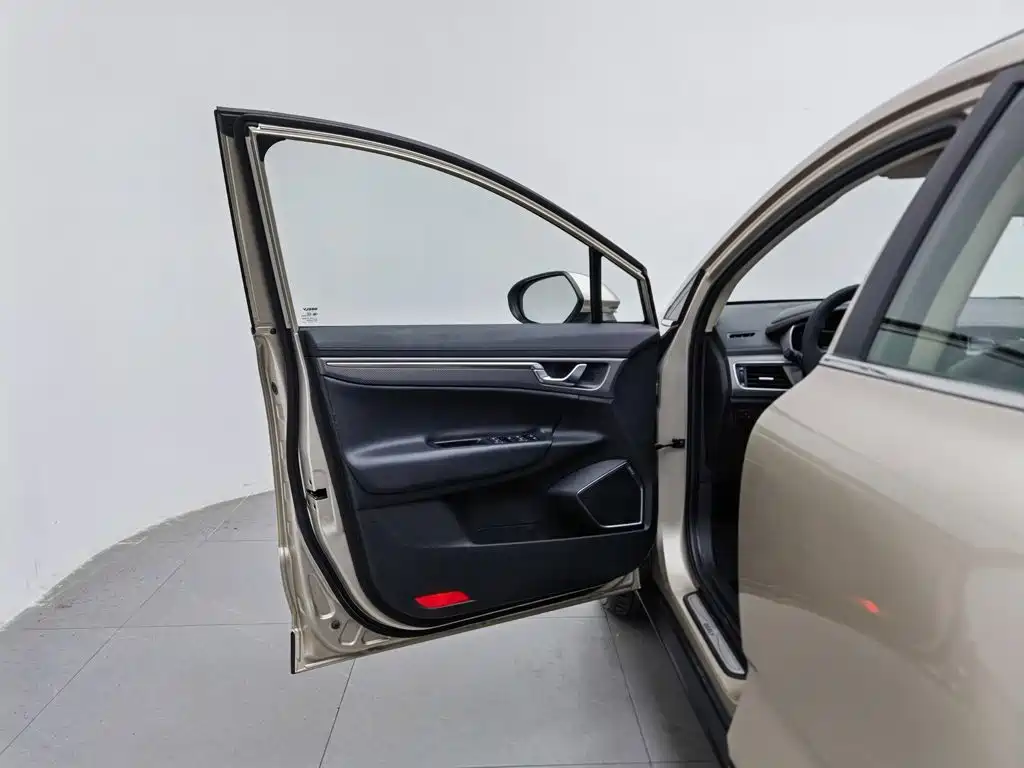 Geely Emgrand GS — миниатюра 8