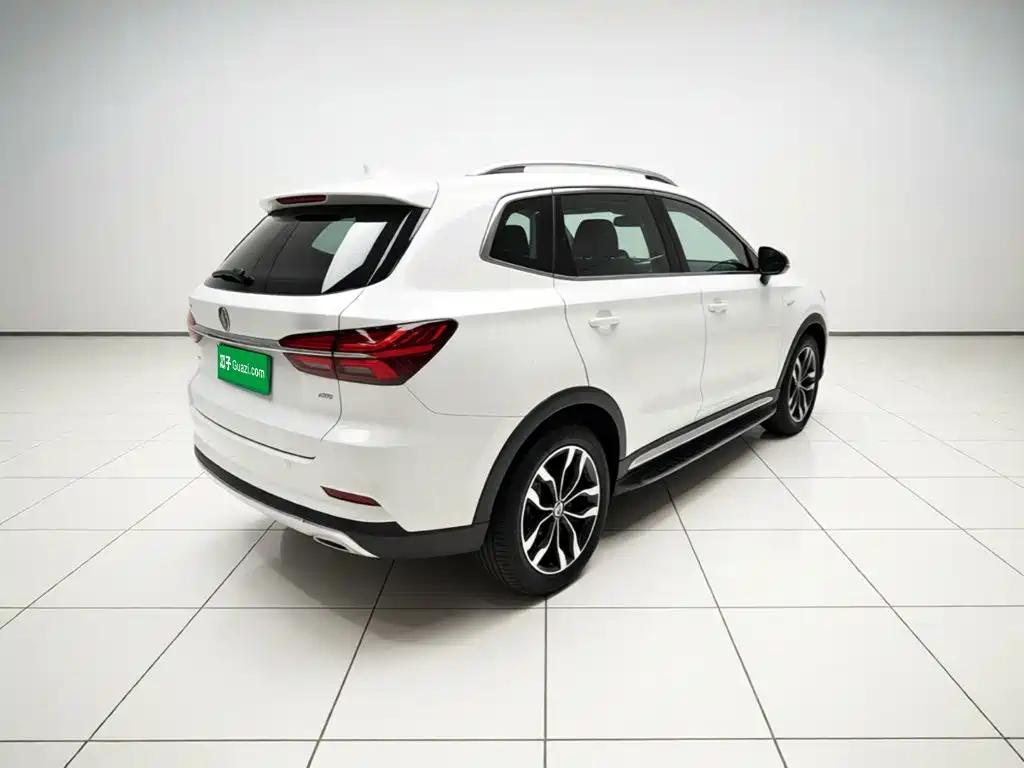 Roewe RX5 — миниатюра 4