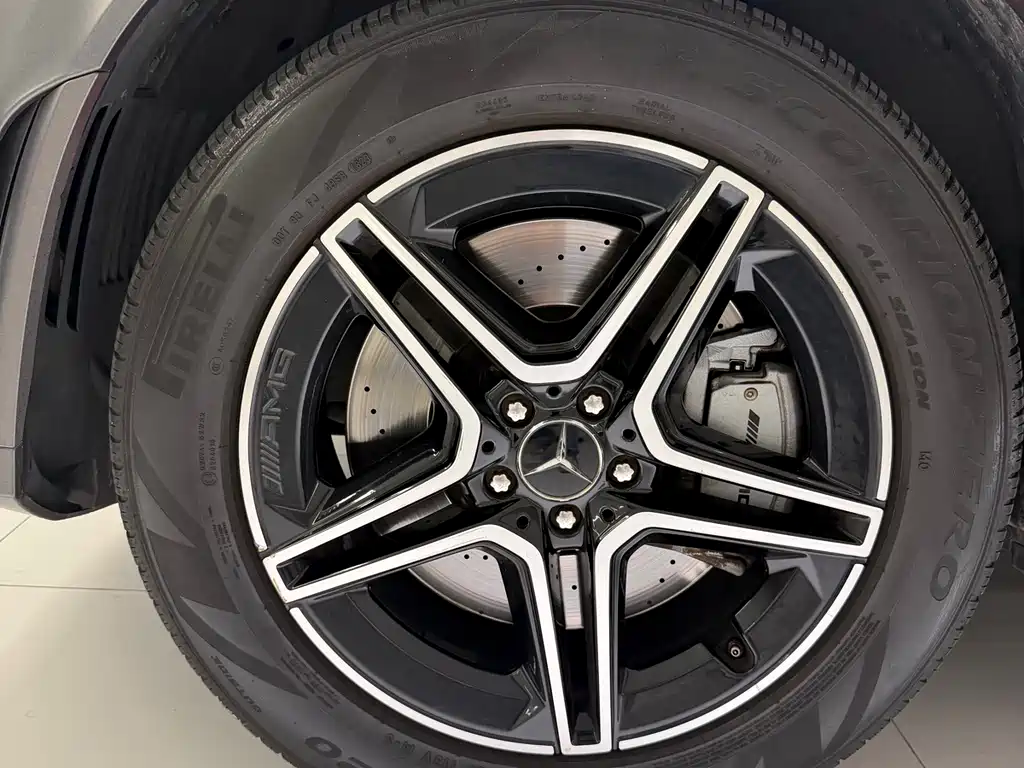 Mercedes-Benz GLE AMG — миниатюра 15