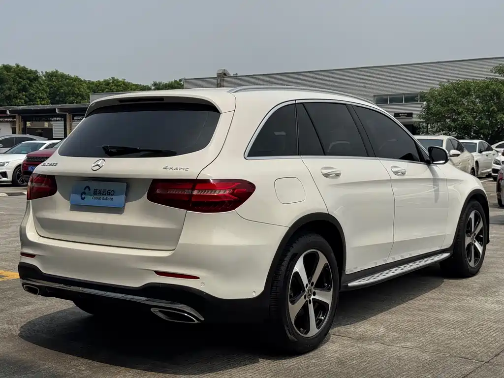 Mercedes-Benz GLC — миниатюра 10