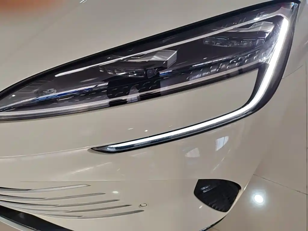 BYD Seal 07 DM-i — миниатюра 24