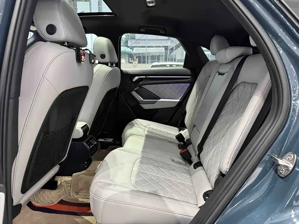 Audi Q3 — миниатюра 7