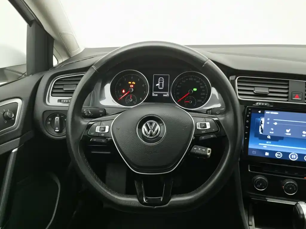 Volkswagen Golf — миниатюра 11
