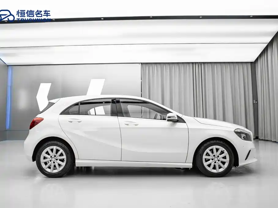 Mercedes-Benz A-Class (Import) — миниатюра 8