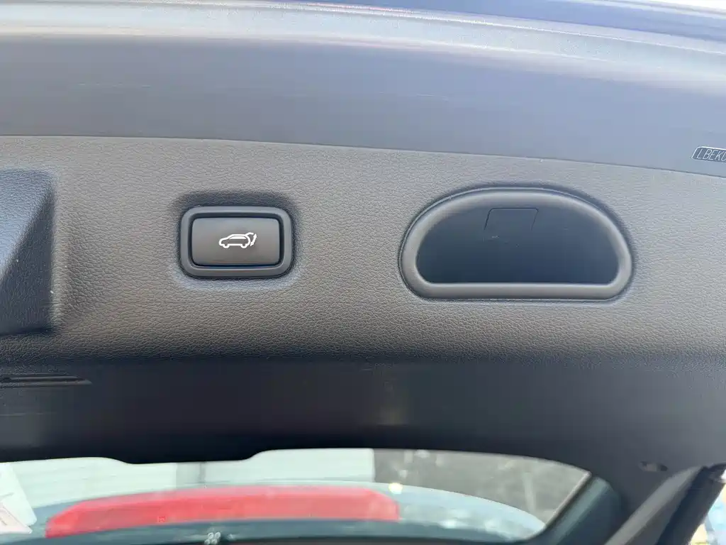 Hyundai Custo — миниатюра 18