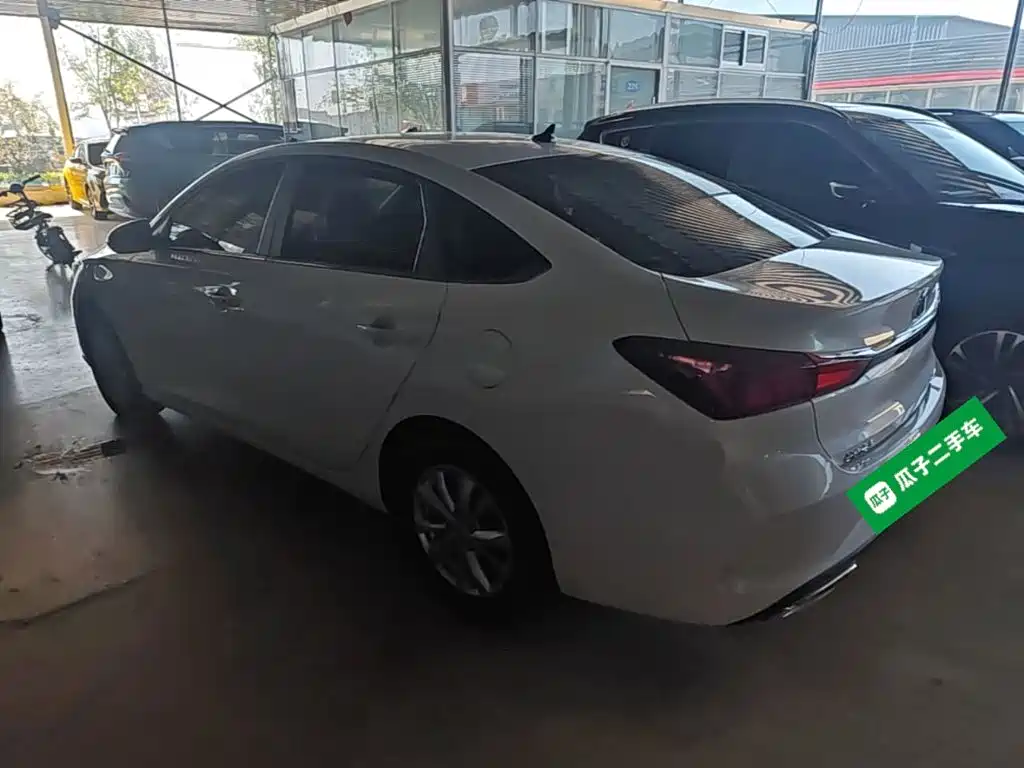 Changan Eado — миниатюра 5