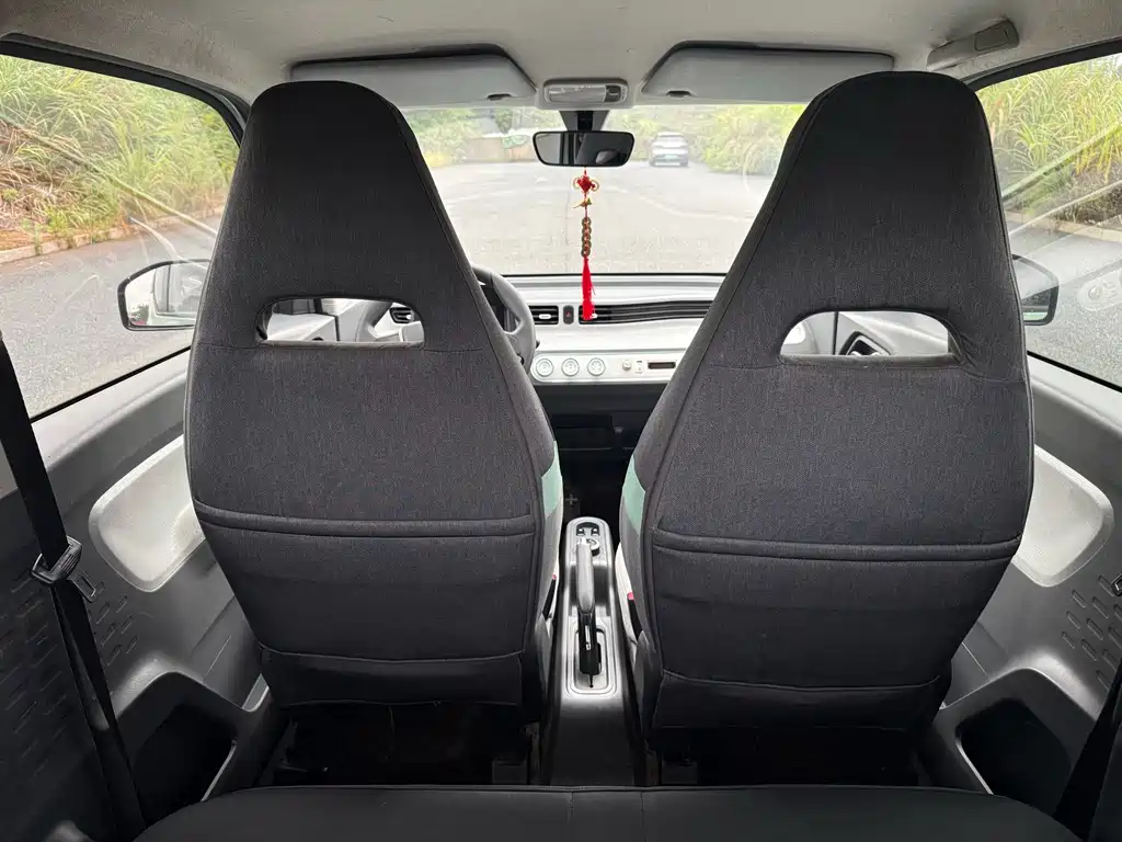 Wuling MINIEV — миниатюра 10