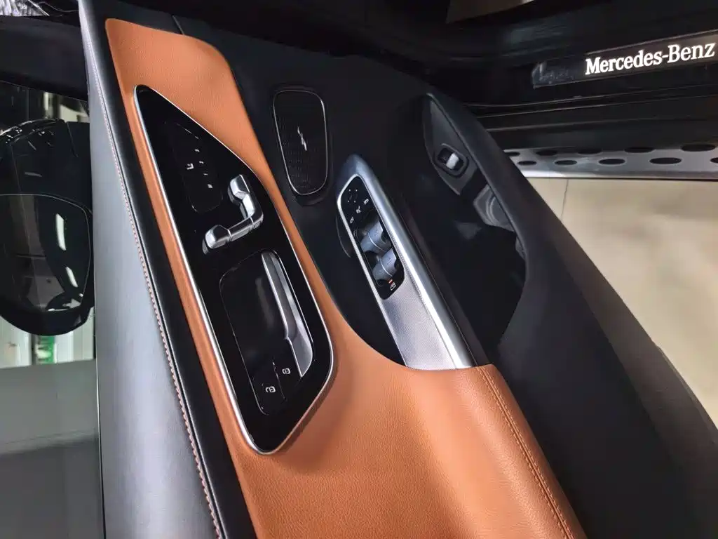 Mercedes-Benz GLC — миниатюра 8