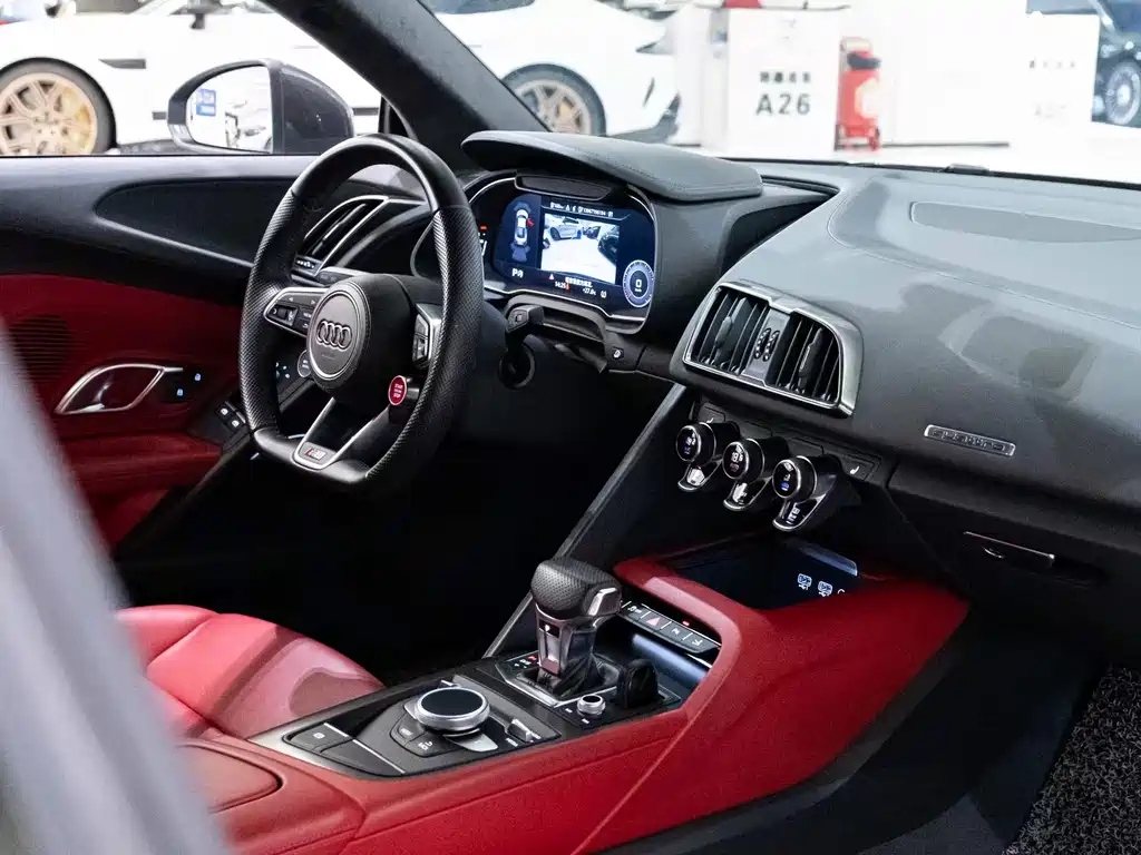 Audi R8 — миниатюра 12