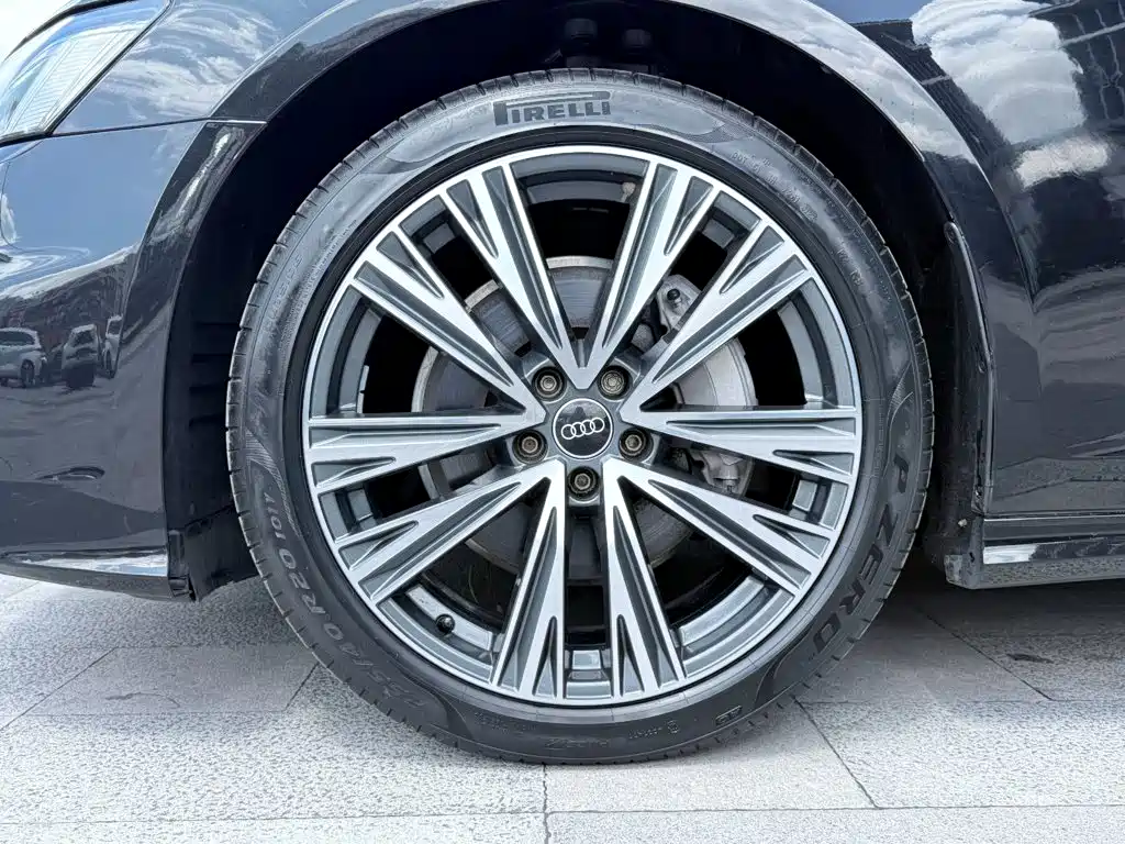 Audi A6L — миниатюра 6