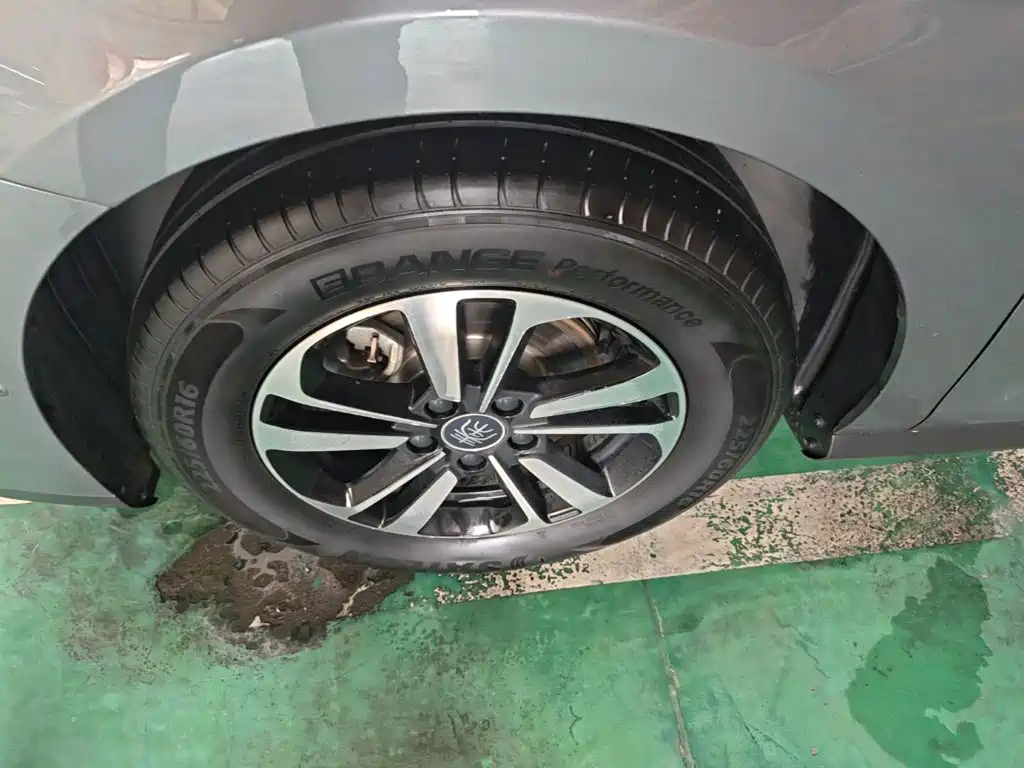 BYD Qin PLUS — миниатюра 23
