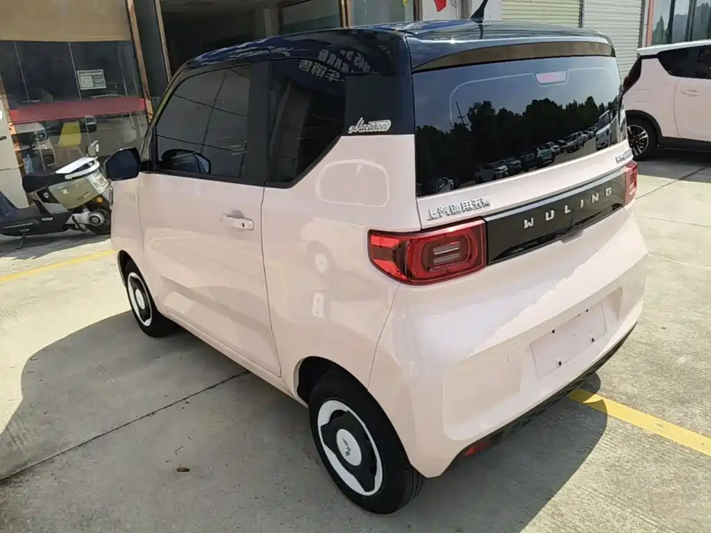Wuling MINIEV — миниатюра 5