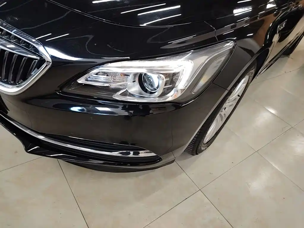Buick LaCrosse — миниатюра 24
