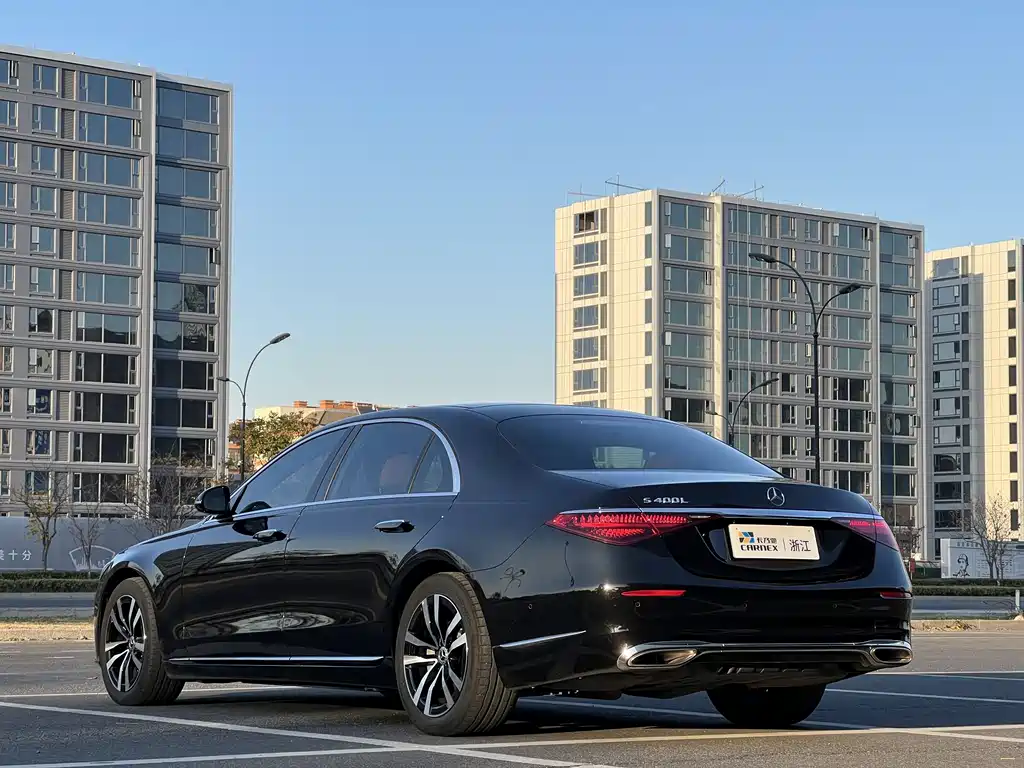 MERCEDES-BENZ S CLASS