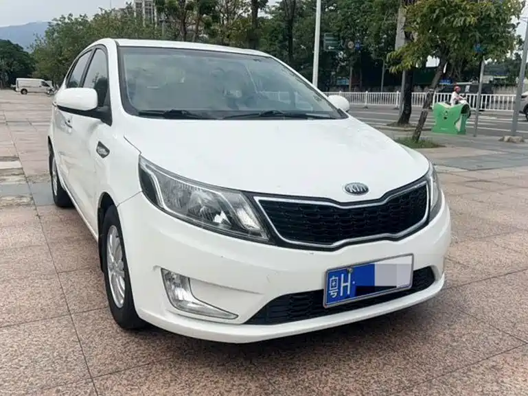 Kia K2 — миниатюра 3