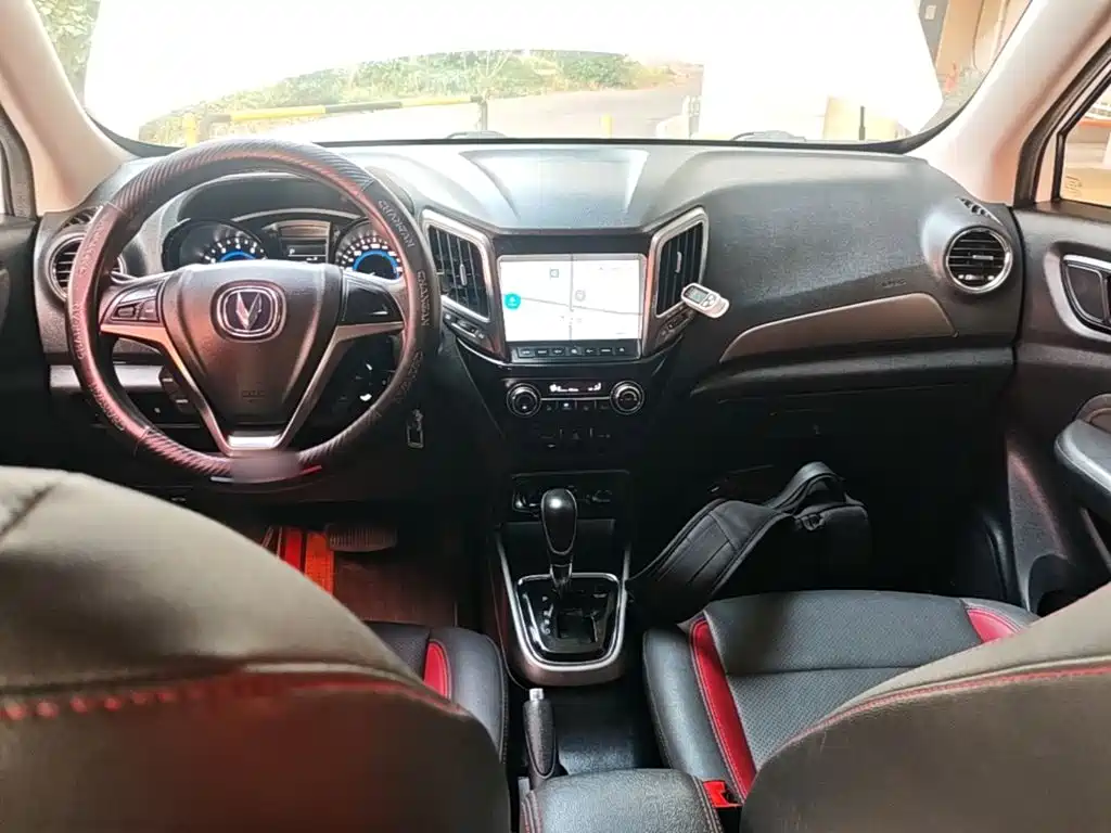 Changan CS15 — миниатюра 10