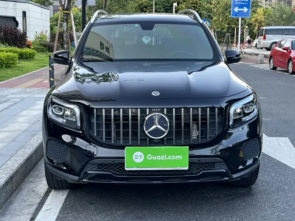 Mercedes-Benz GLB — миниатюра 7
