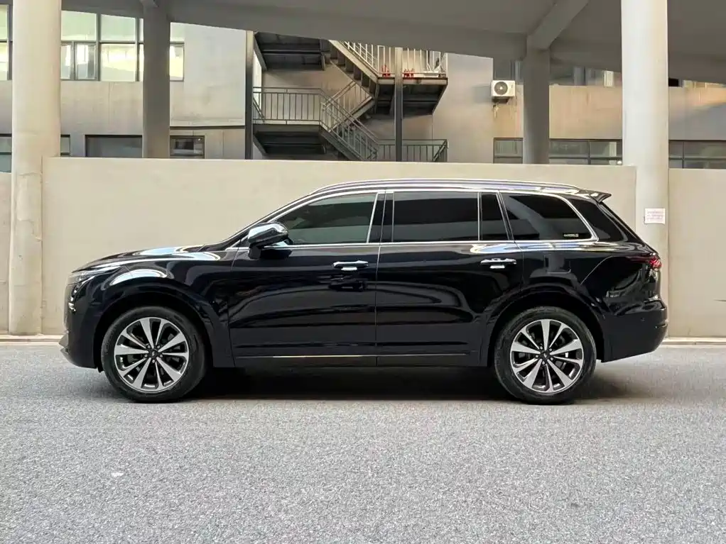 Li Auto Li ONE — миниатюра 3