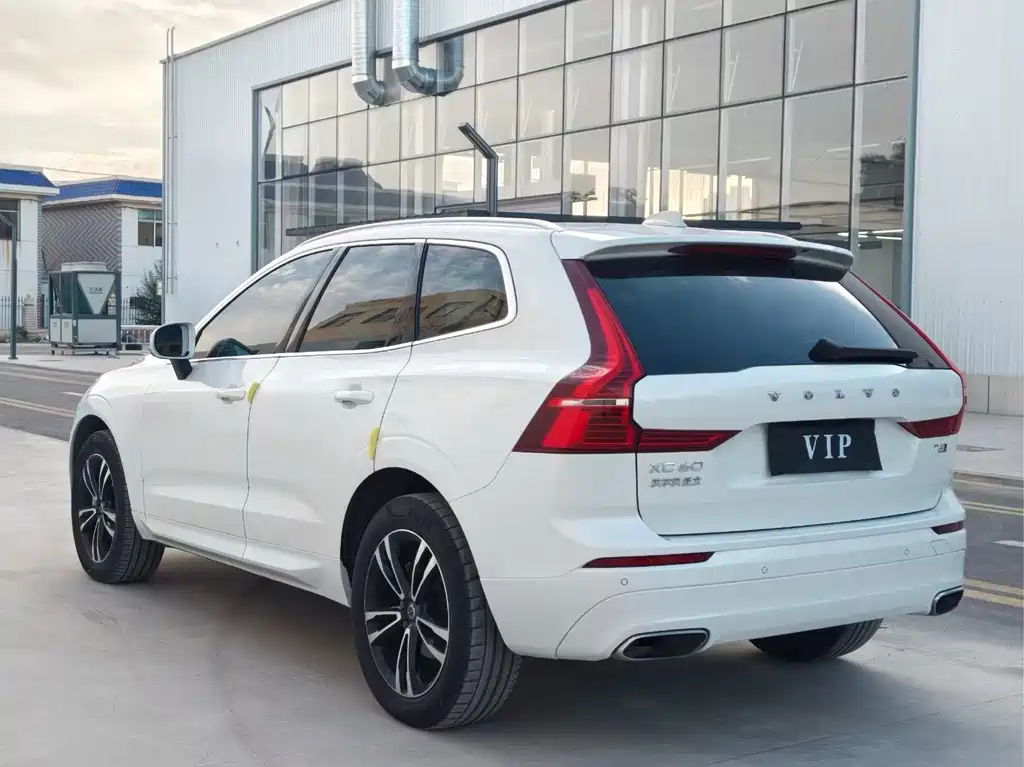 Volvo XC60 — миниатюра 2