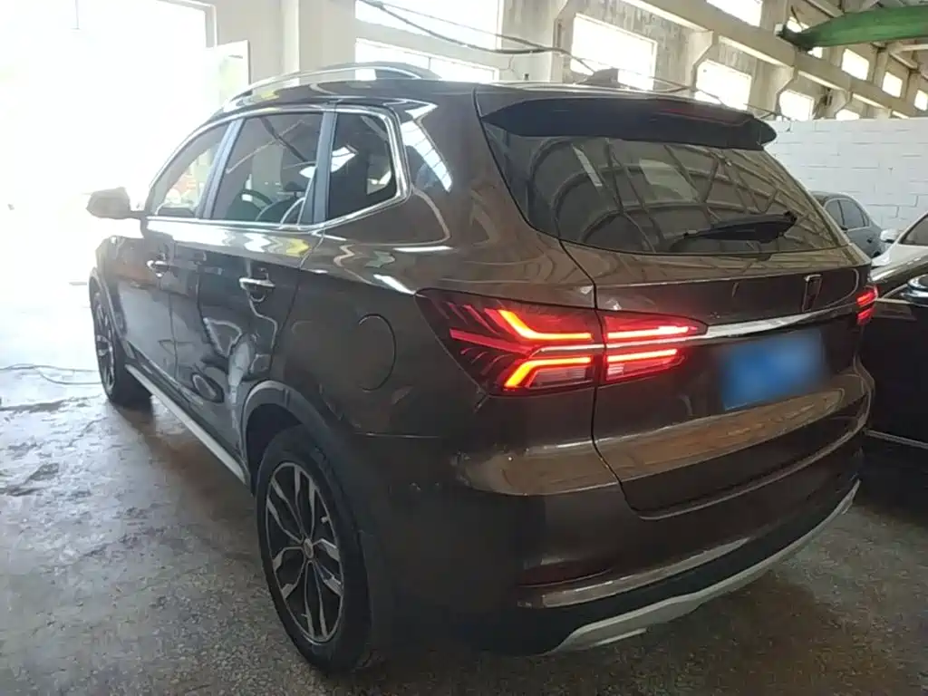 Roewe RX5 — миниатюра 5