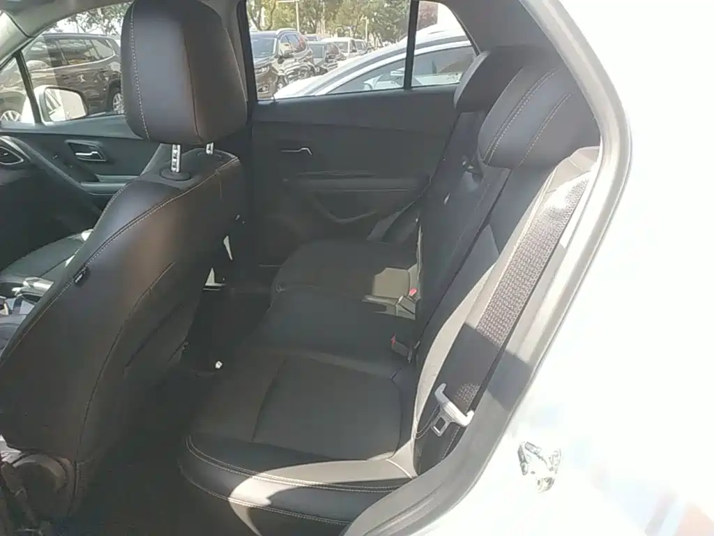 Chevrolet Trax — миниатюра 17