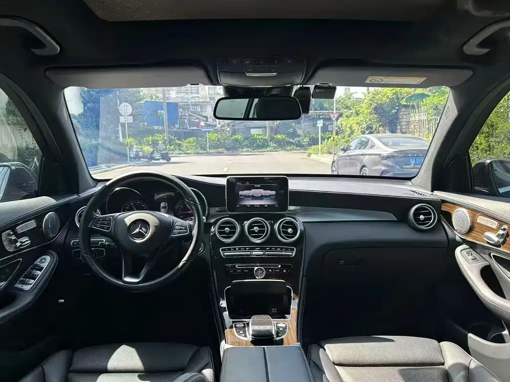 Mercedes-Benz GLC — миниатюра 6