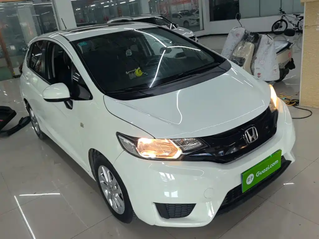 Honda Fit — миниатюра 4