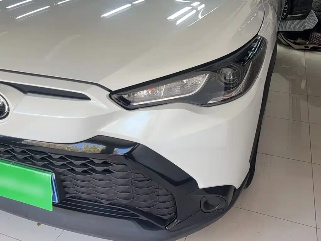 Toyota Frontlander — миниатюра 3