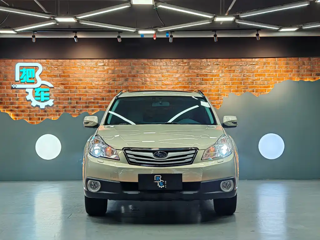 Subaru Outback 2011 2.5i Luxury