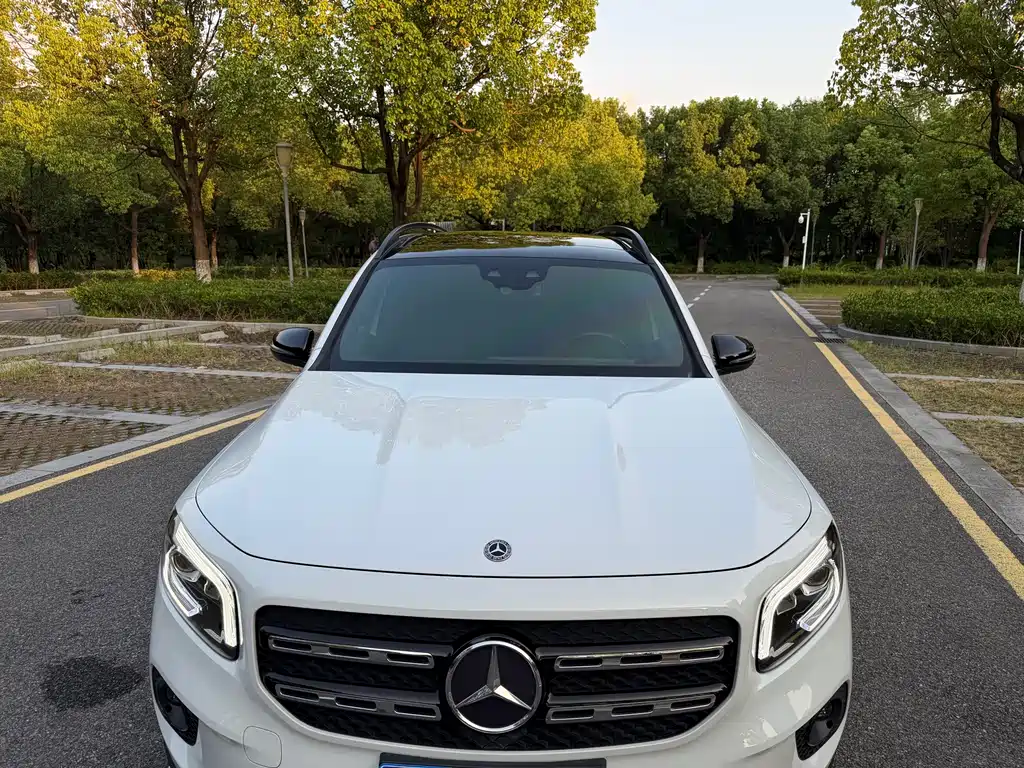 Mercedes-Benz GLB — миниатюра 15