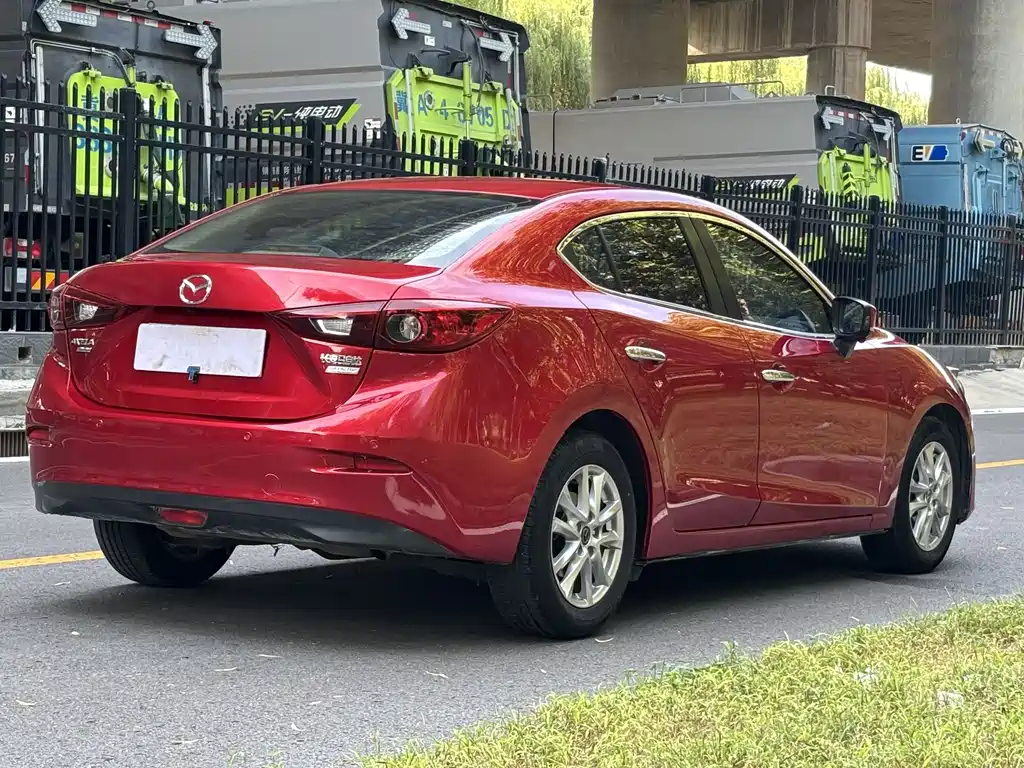 Mazda 3 Axela — миниатюра 6