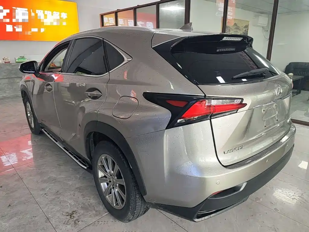 Lexus NX — миниатюра 5